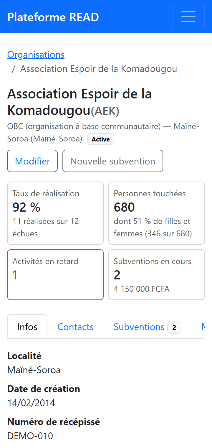 Fiche d'une organisation sur un téléphone